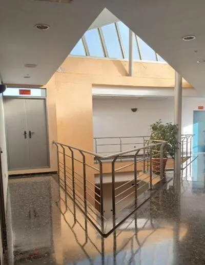 Hotel Larru Los Bermejales Residencia Universitaria Seville