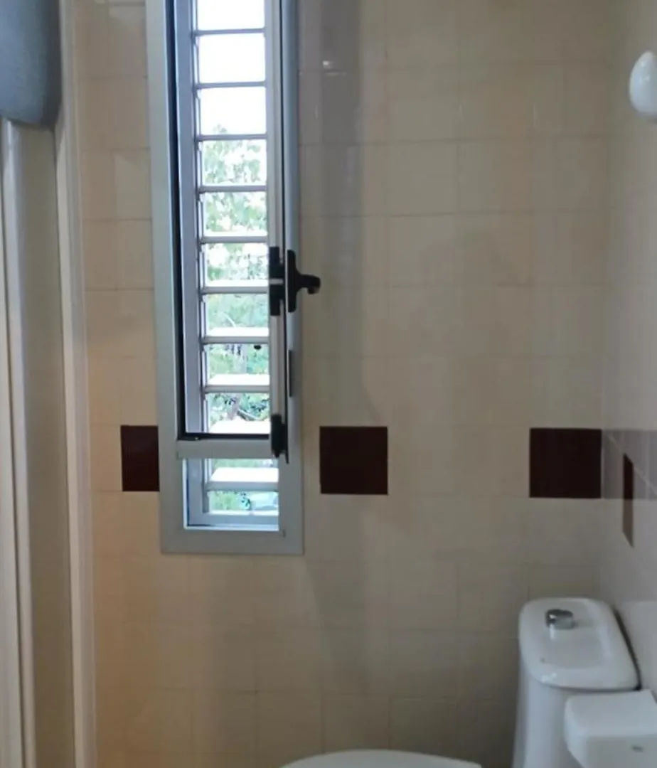 Larru Los Bermejales Residencia Universitaria Σεβίλλη