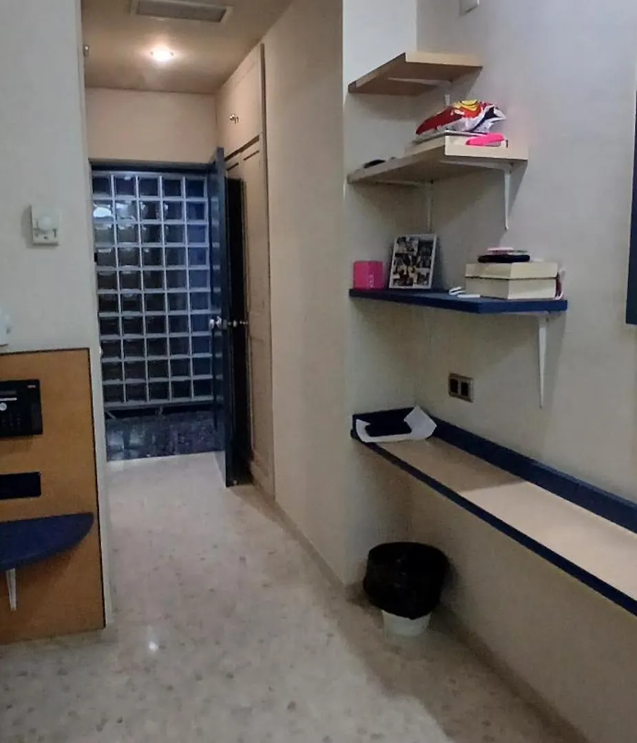 Larru Los Bermejales Residencia Universitaria Σεβίλλη Ξενοδοχείο