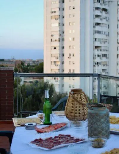 Larru Los Bermejales Residencia Universitaria Seville Hotel